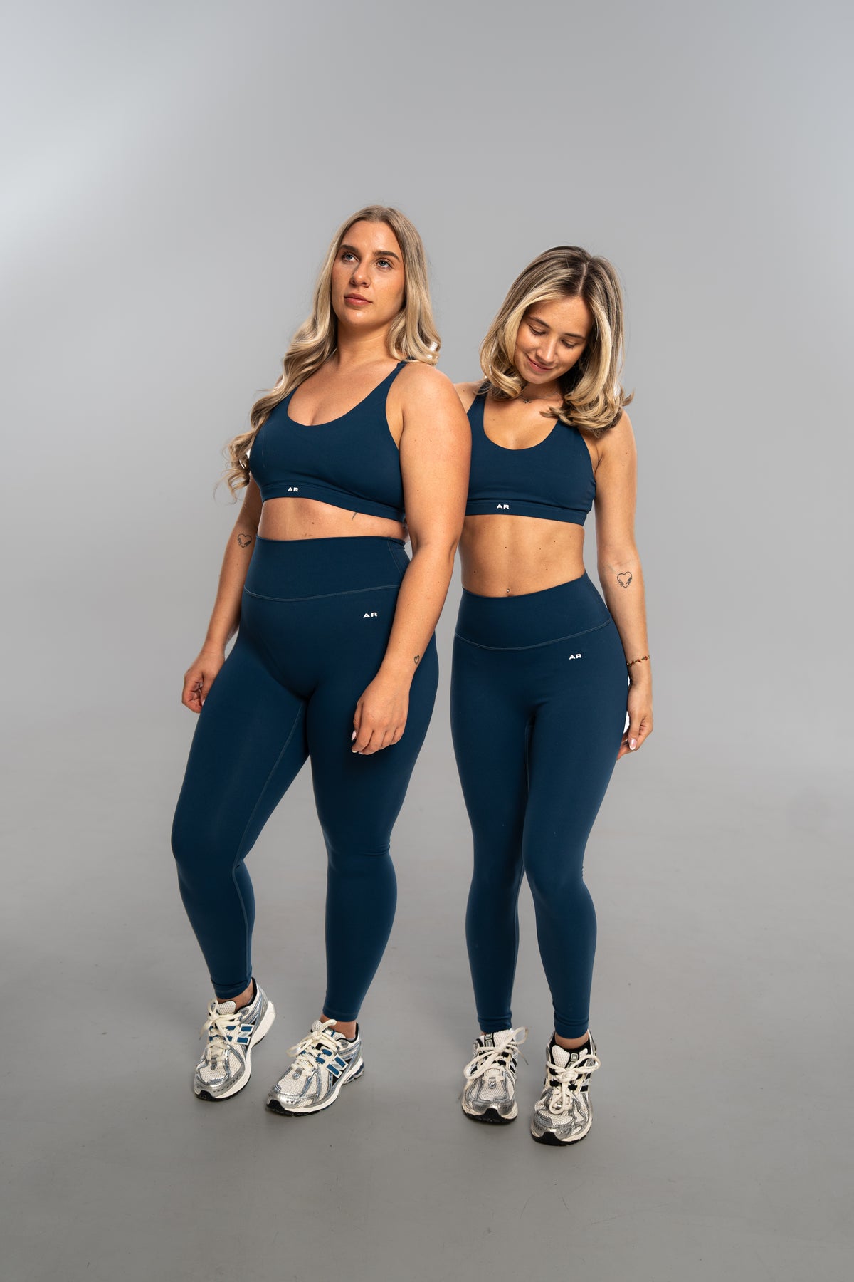AR Signature Sports Bra - Navy